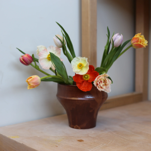 Ikebana Vase with Lotus Disc in Blossom Glaze